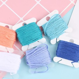 KVMORZE Plastic Embroidery Floss Bobbins with Winder, 100Pcs Thread Friendship Bracelet String Organizer Holder Set, Embroidery Cotton Thread Embroidery Floss Thread Craft DIY Sewing Storage(Mix)