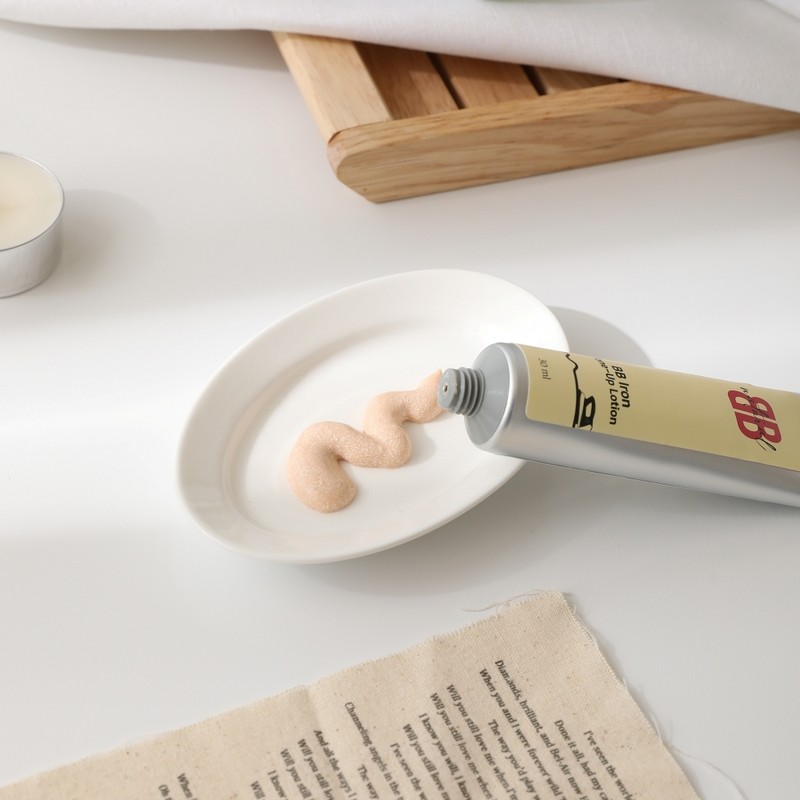 All-in-one BB iron tone-up lotion What is foundation? Whitening and