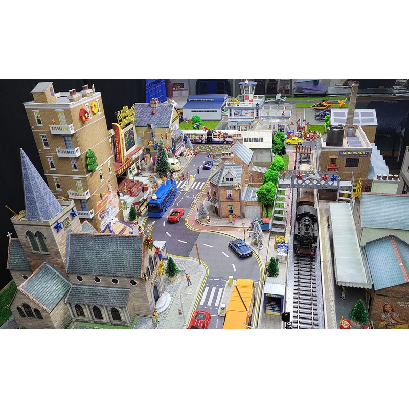 The CityBuilder O Gauge 7mm 1:43 Scale Model Railway Building