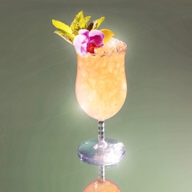 Drinique 13oz Unbreakable Hurricane Cocktail Glass (Set of 4) Shatterproof Tropical Tritan Plastic Cup - White