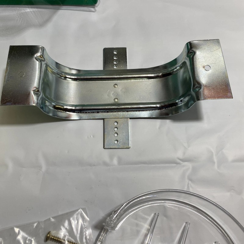 Mintcraft MINT CRAFT BRASS PLATED RECESSED SOAP HOLDER AND GRAB