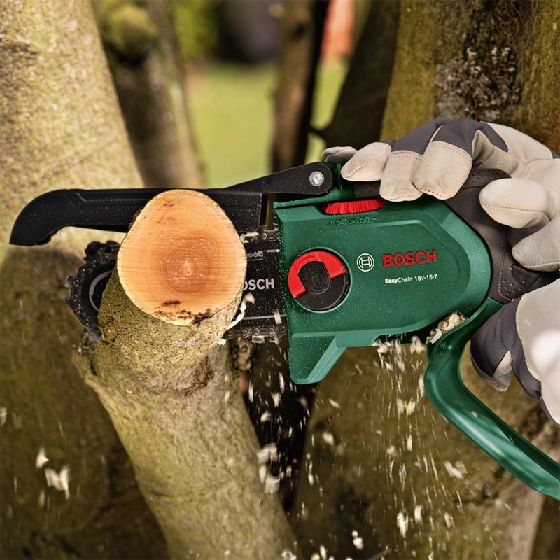 Bosch EasyChain 18V-15-7 Mini Chainsaw Chain for Cutting Different Types