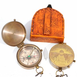 LIARA-Antique Brass Compass with Leather Case - Scenery Engraved Pocket Compass for Antique Gift
