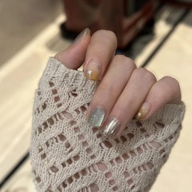 30pcs Short Coffin False Nails Green Cat Eye Press on Nails Glossy Silver Star Fake Nails Gold Ombre Stick on Nails Removable Glue on Nails Acrylic Nail Tips Women Nail Accessories