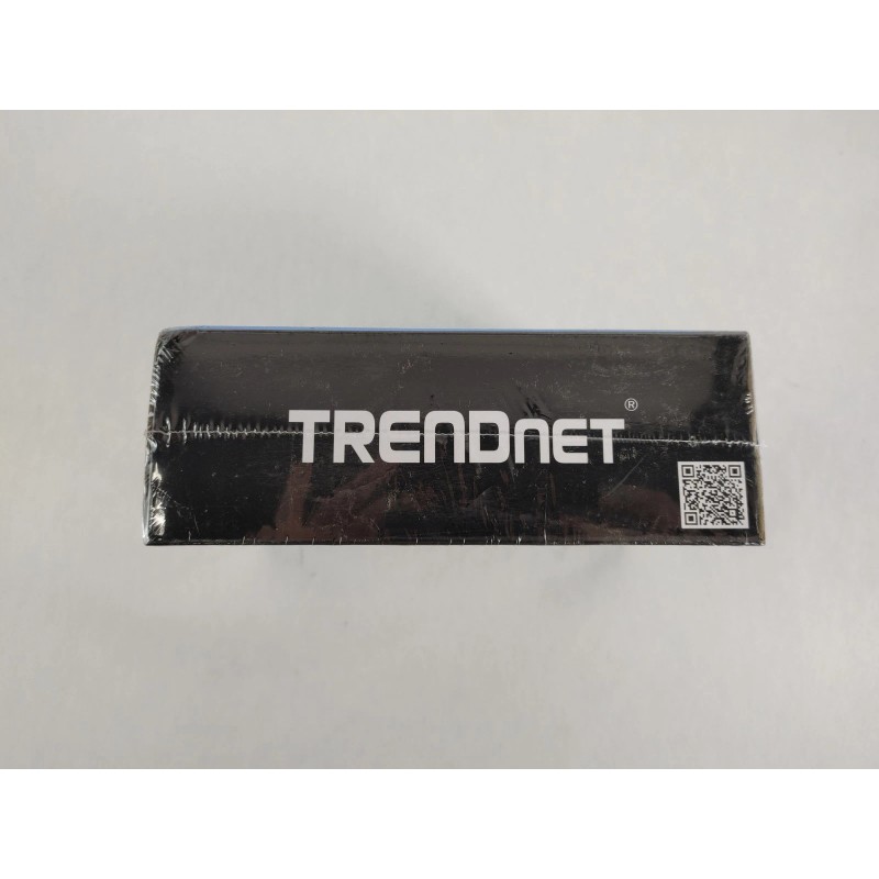 TRENDnet New TRENDnet TW100-S4W1CA 4-Port Broadband Router