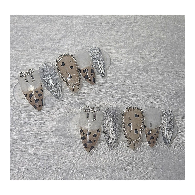 [Commemorating store openingSuper special discount]High-quality mood beige leopard handmade nails