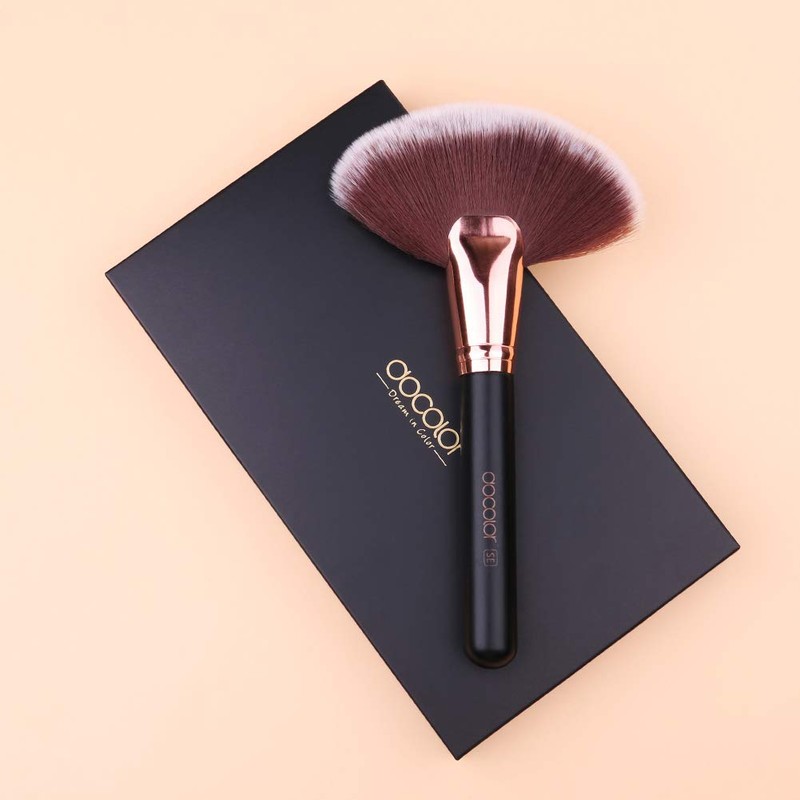Docolor Fan Brush Highlighter Fan Brush Blending Powder Brush Face