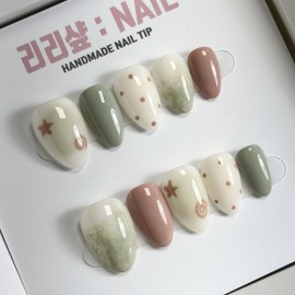 Cute Matcha Latte Handmade Nail Tips - Stiletto / 귀여운 말차라떼 수제네일팁 - 스텔레토
