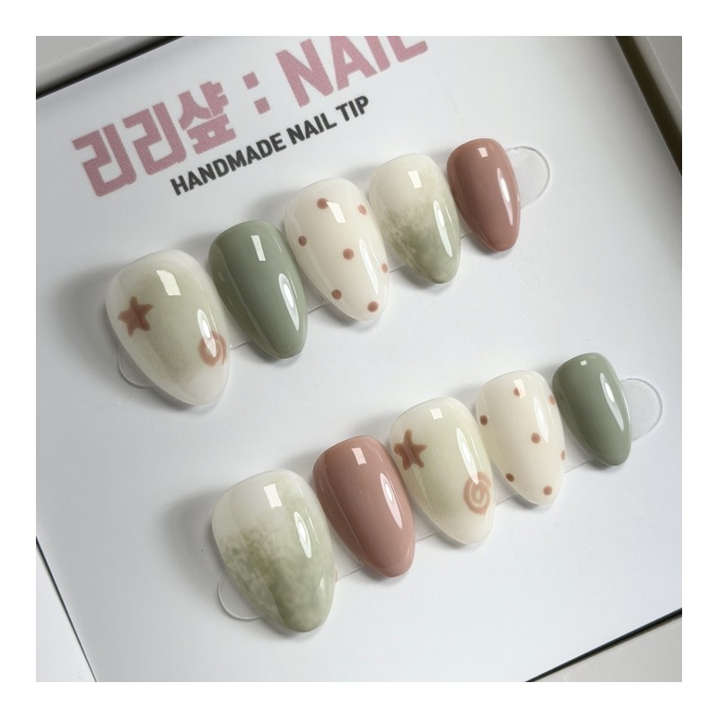 Cute Matcha Latte Handmade Nail Tips - Stiletto / 귀여운