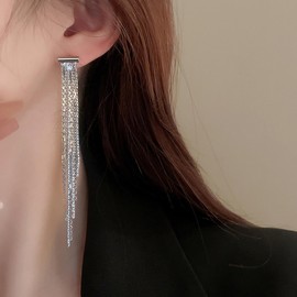 TseenYi Long Tassel Chain Earrings Metal Sleek Chain Earrings Silver Chain Chandelier Earrings Long Chain Fringe Drop Earrings Linear Long Dangle Earrings Jewelry for Women and Girls