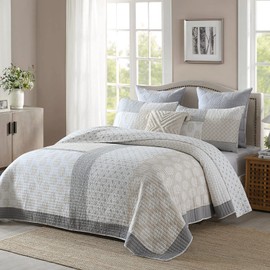 KALOOLA Quilt Set King Size, 100% Cotton Lightweight Summer Quilted Bedspreads, Moonbeam Grey Floral Patchwork King Quilt Bedding Set, Farmhouse Reversible Coverlet for All Seasons, 3 Pieces