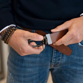 Riemen & Co DTCH.FIT Connor Reversible Leather Belt Black & Cognac - Adjustable Buckle in Gunmetal - 3.5 cm Wide, Black/cognac