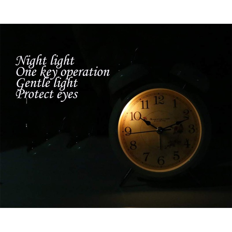 SWHONG Old Alarm Clock Fashioned Bedside Quartz Alarm Clock with