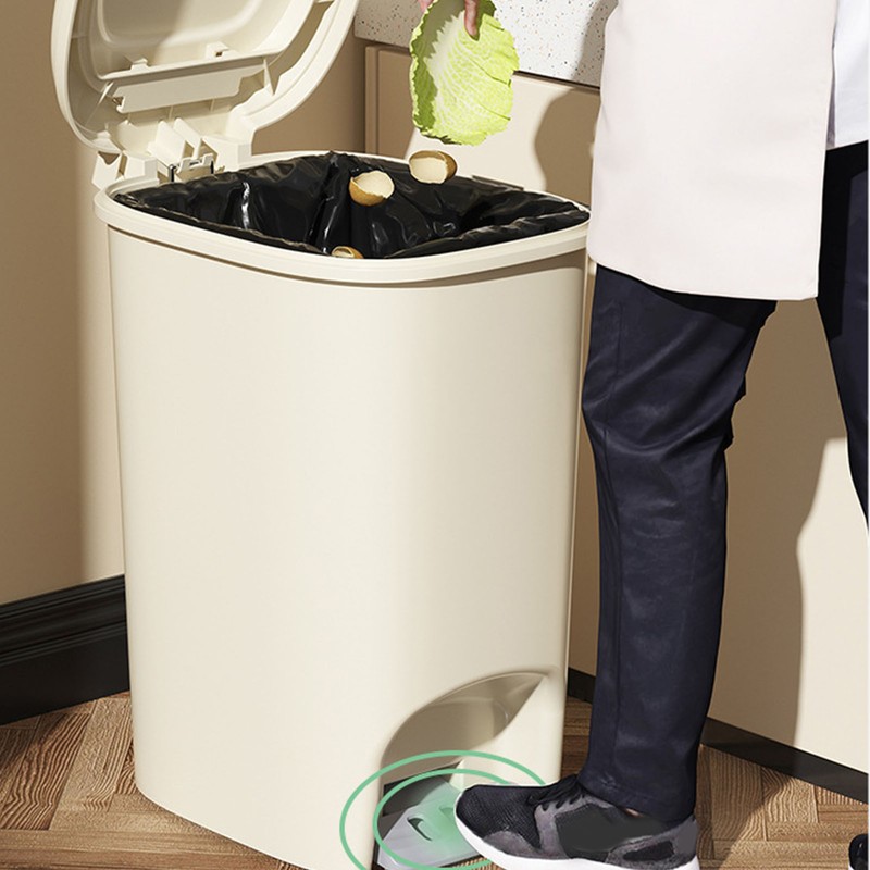 Foot Step Trash Can Large Capacity Versatile Stylish Lid Design