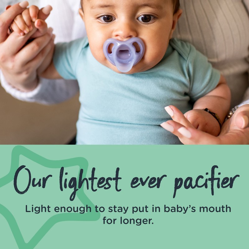 Tommee Tippee Ultra-Light Silicone Pacifier, Symmetrical One-Piece Design, BPA-Free Silicone