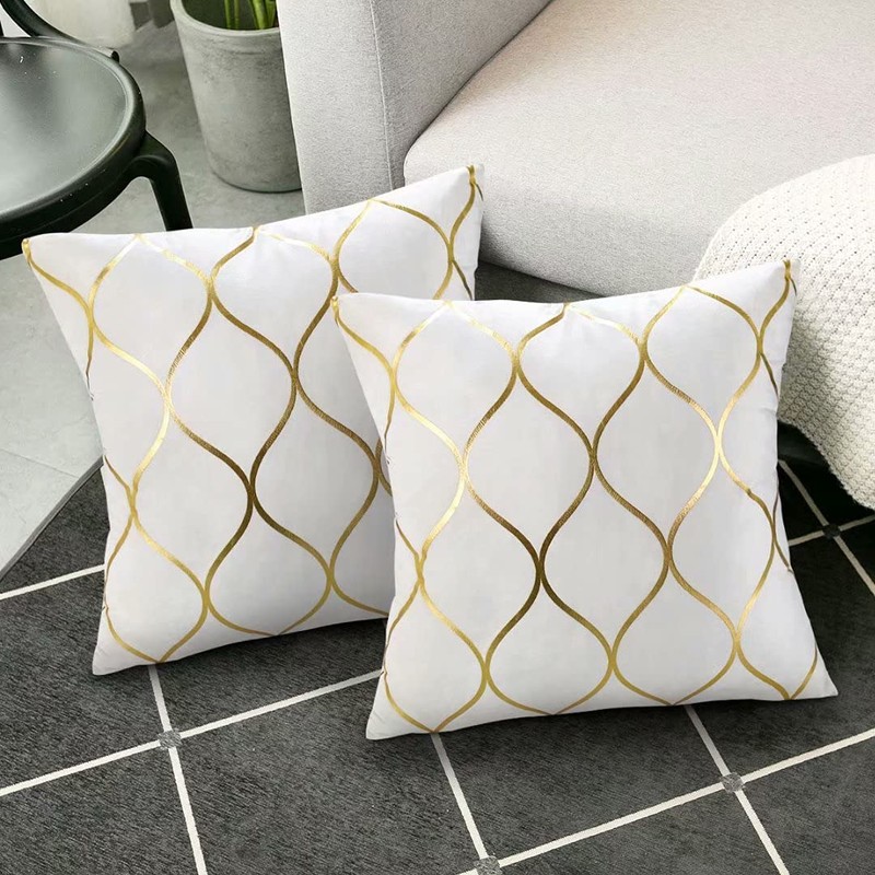 Hanrunsi Velvet Cushion Covers, 40 x 40 cm, Decorative White