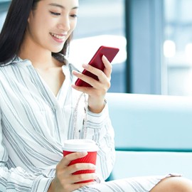 Pearl Decor Beaded Phone Charm Cell Phone Anti-Lost Wrist Strap Phone Lanyard for Woman Girl