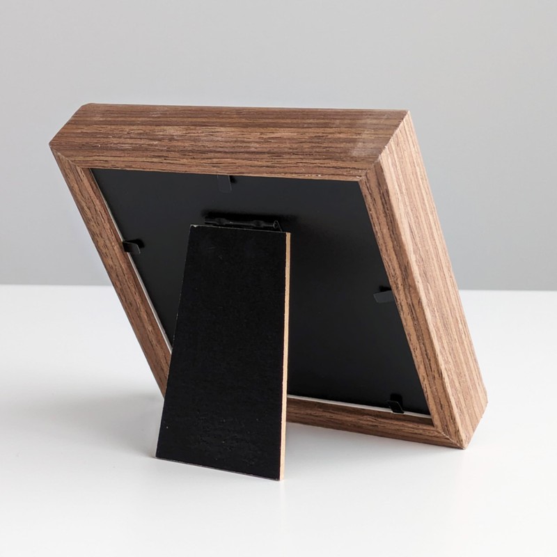 PLUSCHEN 4X4 Wooden Picture Frame with 3x3 Mat, 4x4 Sqaure