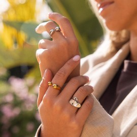 Purelei® Embrace Ring (Silver) - Waterproof Women's Ring Made of Durable Stainless Steel - Adjustable Rings from Size S to M - Fashion Jewellery for Your Individual Look