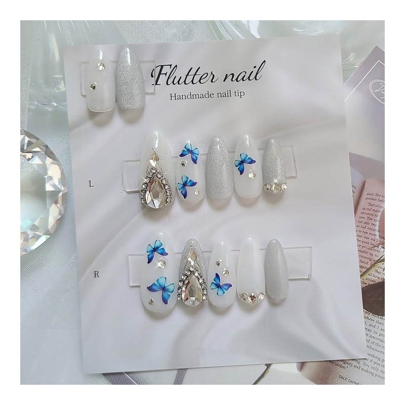 Silver magnet gel & butterfly handmade nail tips ✨ -
