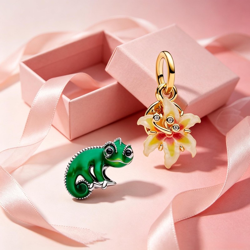 Qulmlxis Chameleon and Golden Lily Fashion Charms