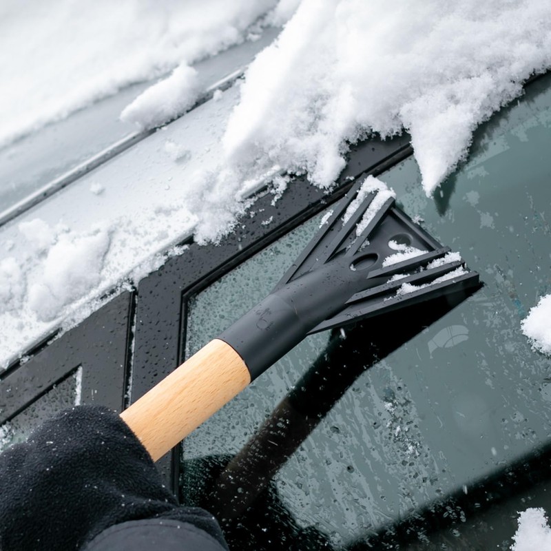 ToM PaR Scratching car, ice scraper, windscreen scratcher, for ice