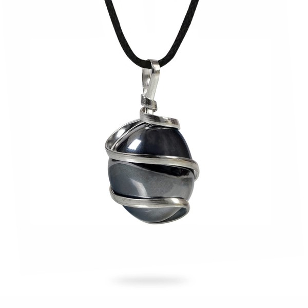 AYANA Shungite Crystal Necklace for Men | Natural Healing Gemstone | Negative Energy Cleanser | Trendy Jewelry | Ethically Sourced, Handmade Crystal Chakra Jewelry for Women