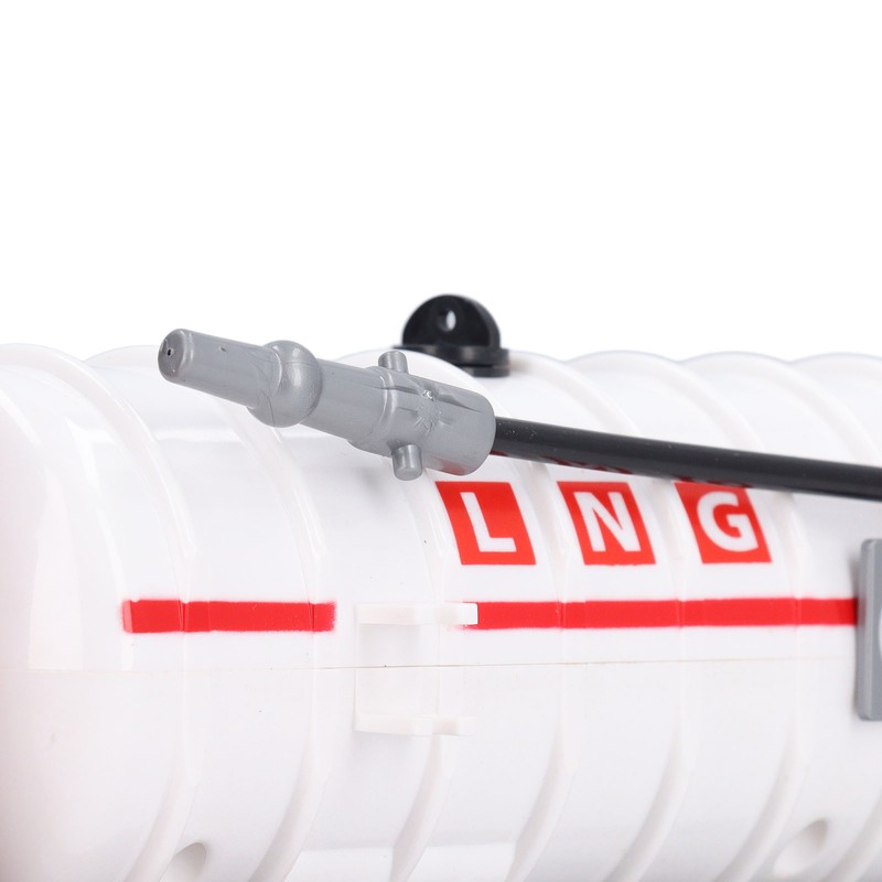 Alloy Gas Tanker Truck Model Water Spray High Simulation Detachable