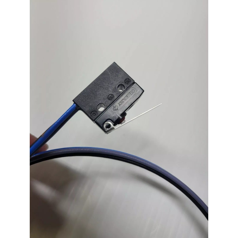 ZF Friedrichshafen Cherry Group DC1C-C3RC MICROSWITCH ROLLER LEVER 6A