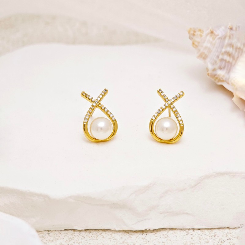 Tituthia Pearl Earrings for Women, 14k Gold Pearl Stud Earring