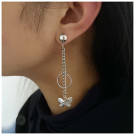 Yheakne Vintage Butterfly Circle Earrings Butterfly Dangle Earrings Silver Long Drop Earrings Punk Statement Earrings Jewellery for Women and Girls, Silver