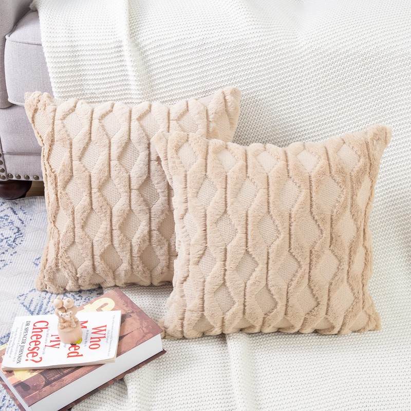 Madizz クッションカバー 2枚セット 柔らかい ぬいぐるみ ショートウール ベルベット 装飾的な 枕カバー 贅沢