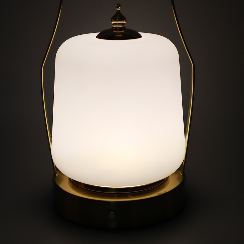 Cordless Lantern LED Retro Rechargeable Stepless Dimming 3 Lighting Modes