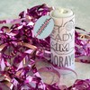 Simplicity 50-10010 Pink Foil No-Mess Celebration Pop-Out Streamers Pack of