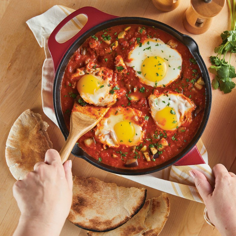 Rachael Ray NITRO Cast Iron Frying Pan/Skillet with Helper Handle