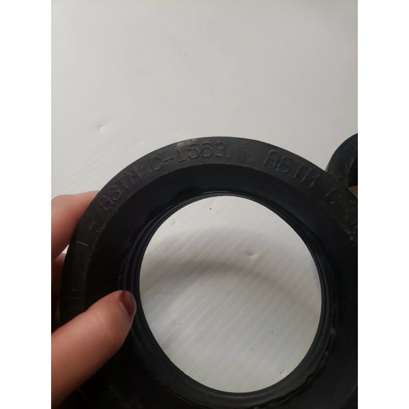 Fernco 2 pack Serco/Fernco Multi-tite-4" Service Weight Gasket-cast Irons.