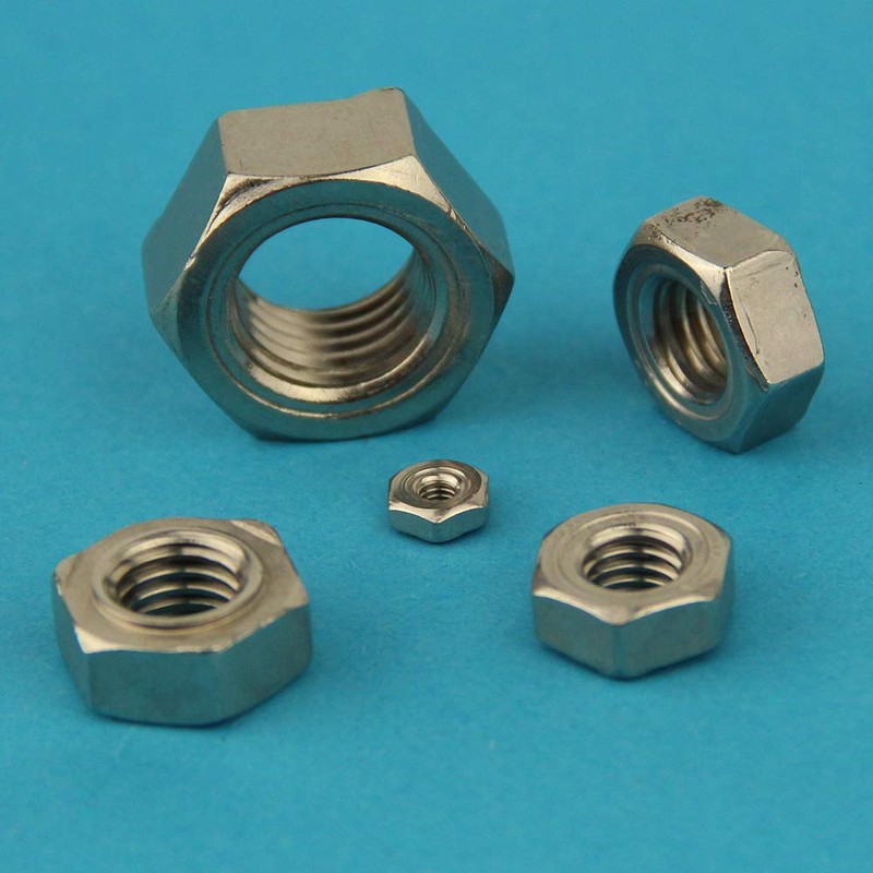 Eisenwaren2000 M8 hexagonal weld nuts (pack of 100) - DIN