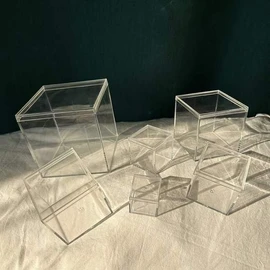 JQ Acrylic Box Transparent Figure Doll Case Display Cabinet Type E / 아크릴 박스 투명 피규어 인형 케이스 장식장 E타입