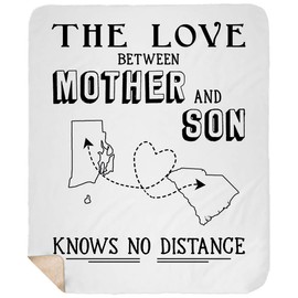 Long Distance Mother Son Gifts - The Love Between Mother & Son Know No Distance Rhode Island State, South Carolina State - Gift Fleece Blanket 50"x60" All Season