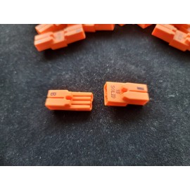 IDEAL 30-682 18AWG Solid 2-Wire PowerPlug® Luminaire Disconnect 182 (20 Sets)