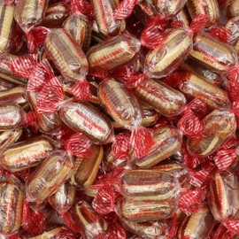 Mint Humbugs 225g Sweet Pouch