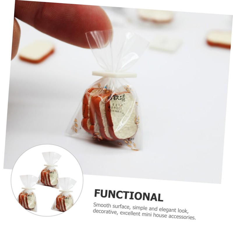 Kisangel 2pcs 3 Cute Mini Food Models Resin Mini Toast