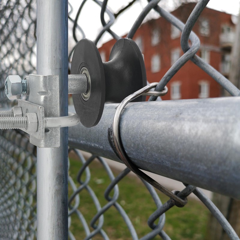 Blulu 2 Pcs Chain Link Nylon Rolling Gate Track Wheel