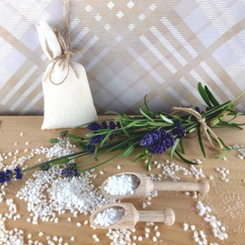 25 x Hofmeister® Dosing Spoons Made of Beech Wood, 5 cm, Shovel for Spices, Coffee, Grains & Powder, Safe Dosing, Weighing & Filling, Measuring Spoon Made of Beech Wood