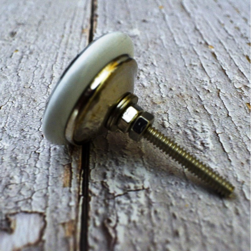 ARTISNO Beautiful Yellow and White Ceramic Knobs for Kitchen Cabinets