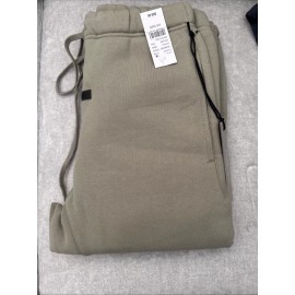 Essentials Fear of God Essentials Sweatpants Pistachio Size XS FS21