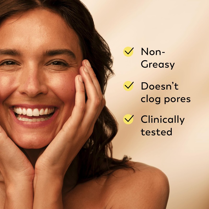 Total Effects by Olay Feather Weight Moisturizer SPF 15 1.7