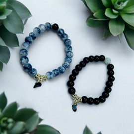 ADORNITY bracelet for girls magnatic heart attachment bead bracelet for couple black & white bead strachable bracelet for couples valentine gift for her him