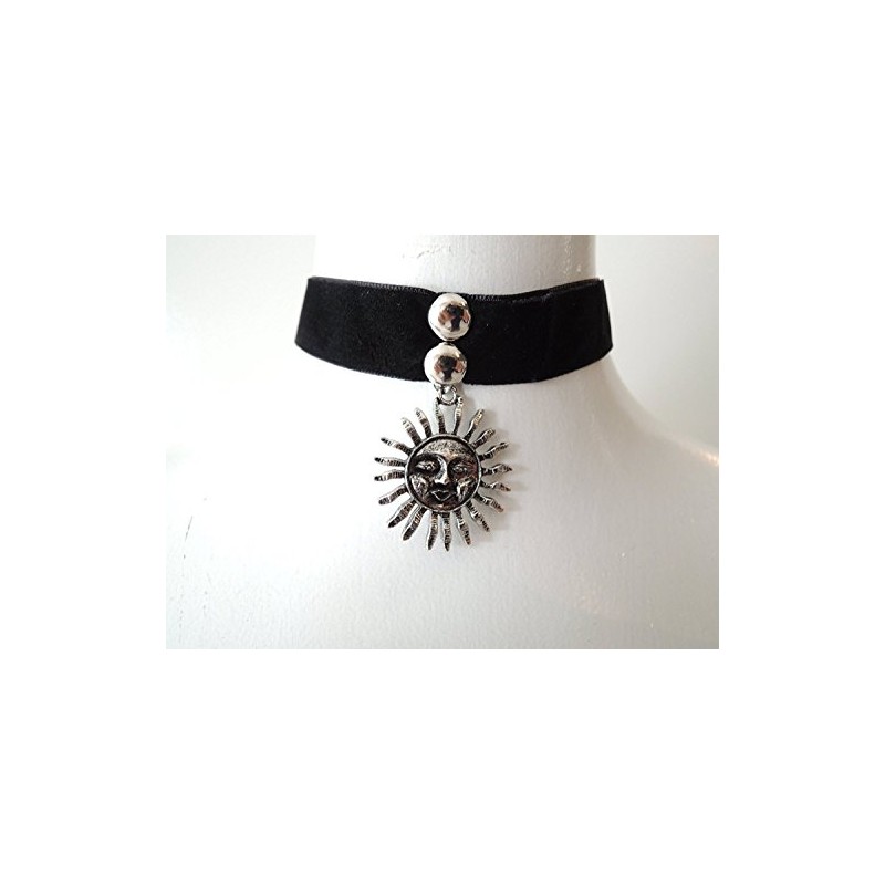 Movie Leon Matilda Choker Necklace Replica, No Gemstone