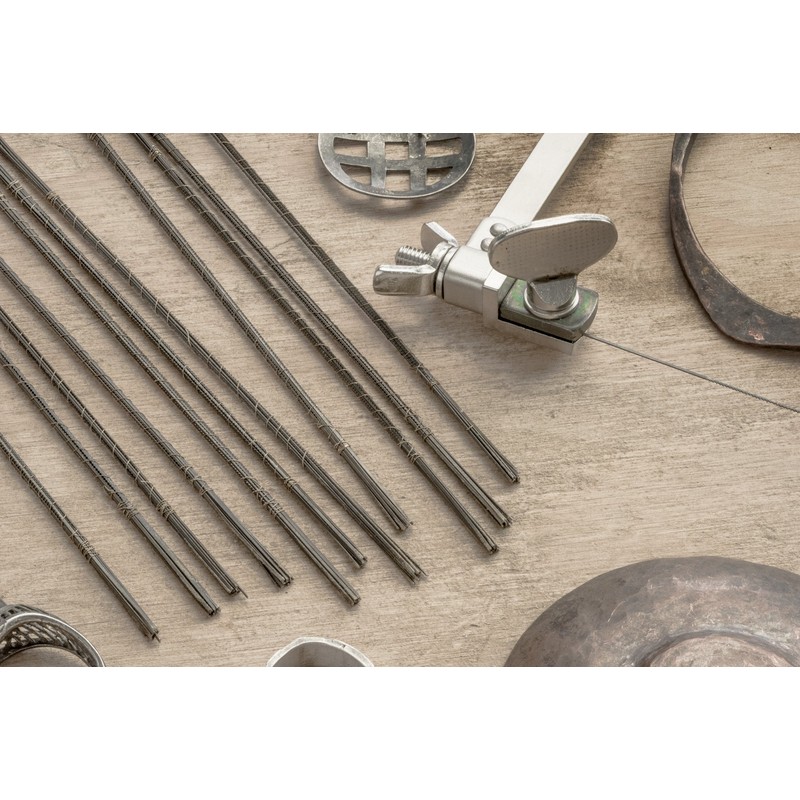 SE 2-in-1 Professional Jeweler's Saw Frame with 144 Assorted Saw